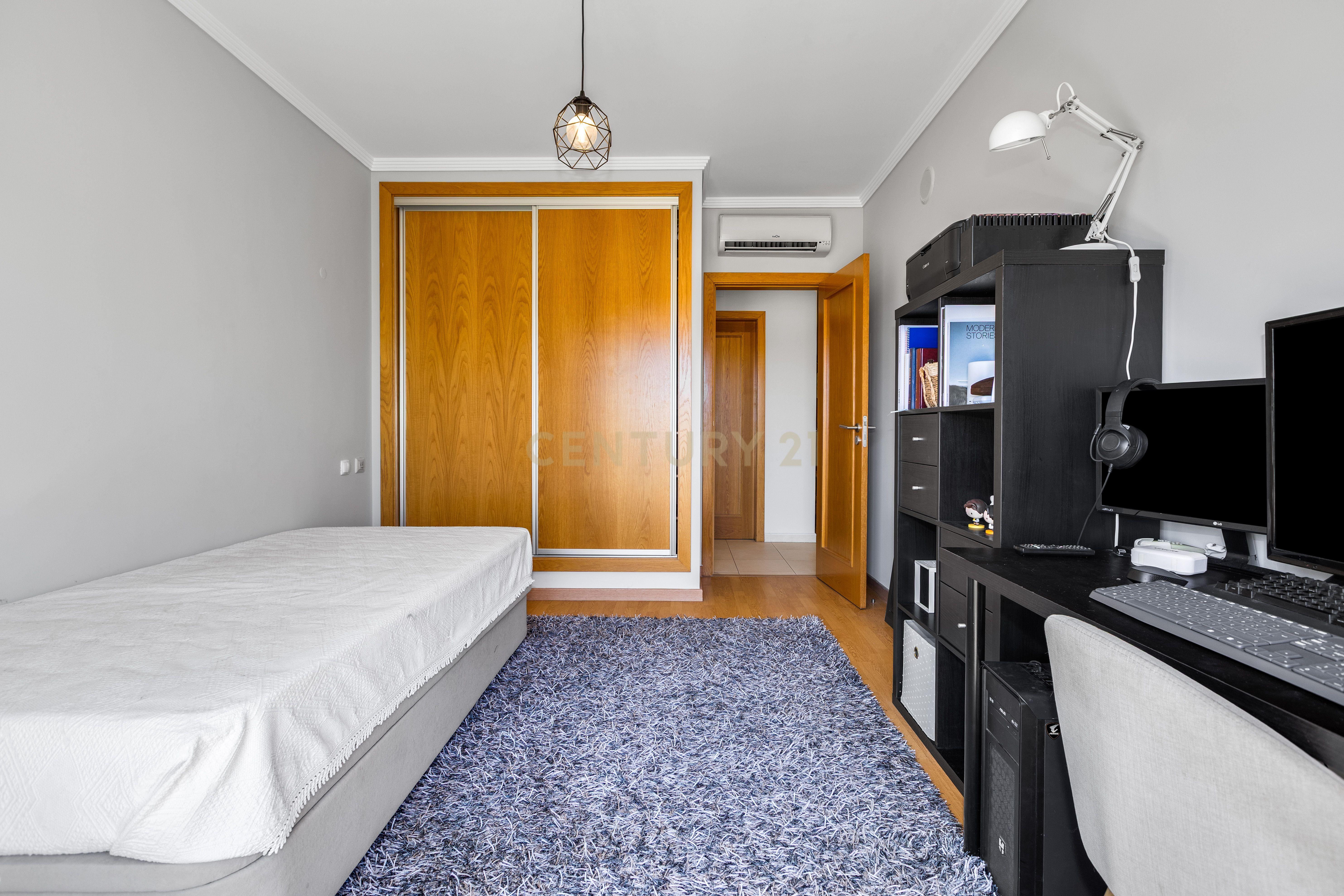 Apartamento T3 à venda em Quelfes, Olhão — foto 17