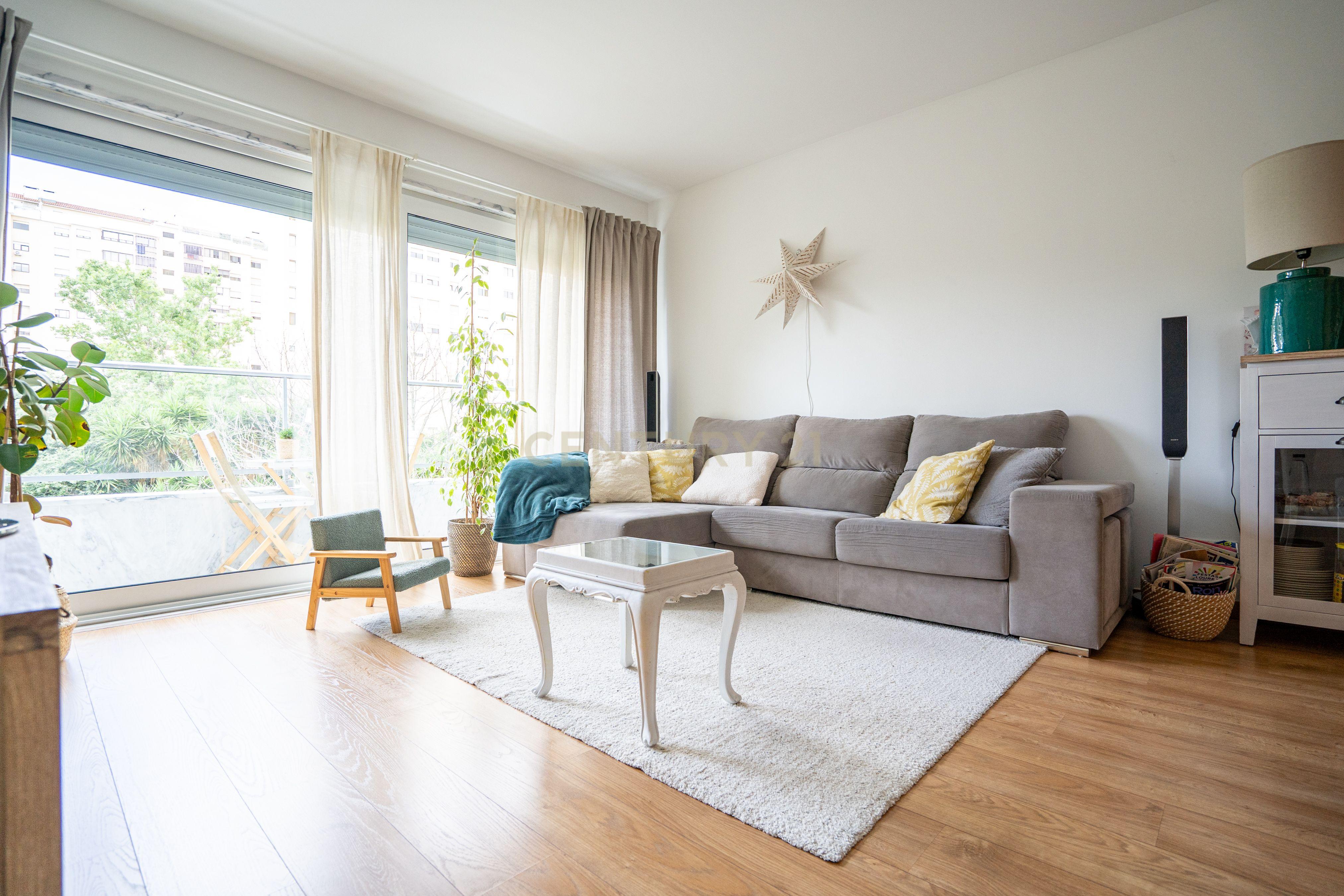Fotografia 8 de Apartamento T3 na Quinta do Património, em Sacavém.
