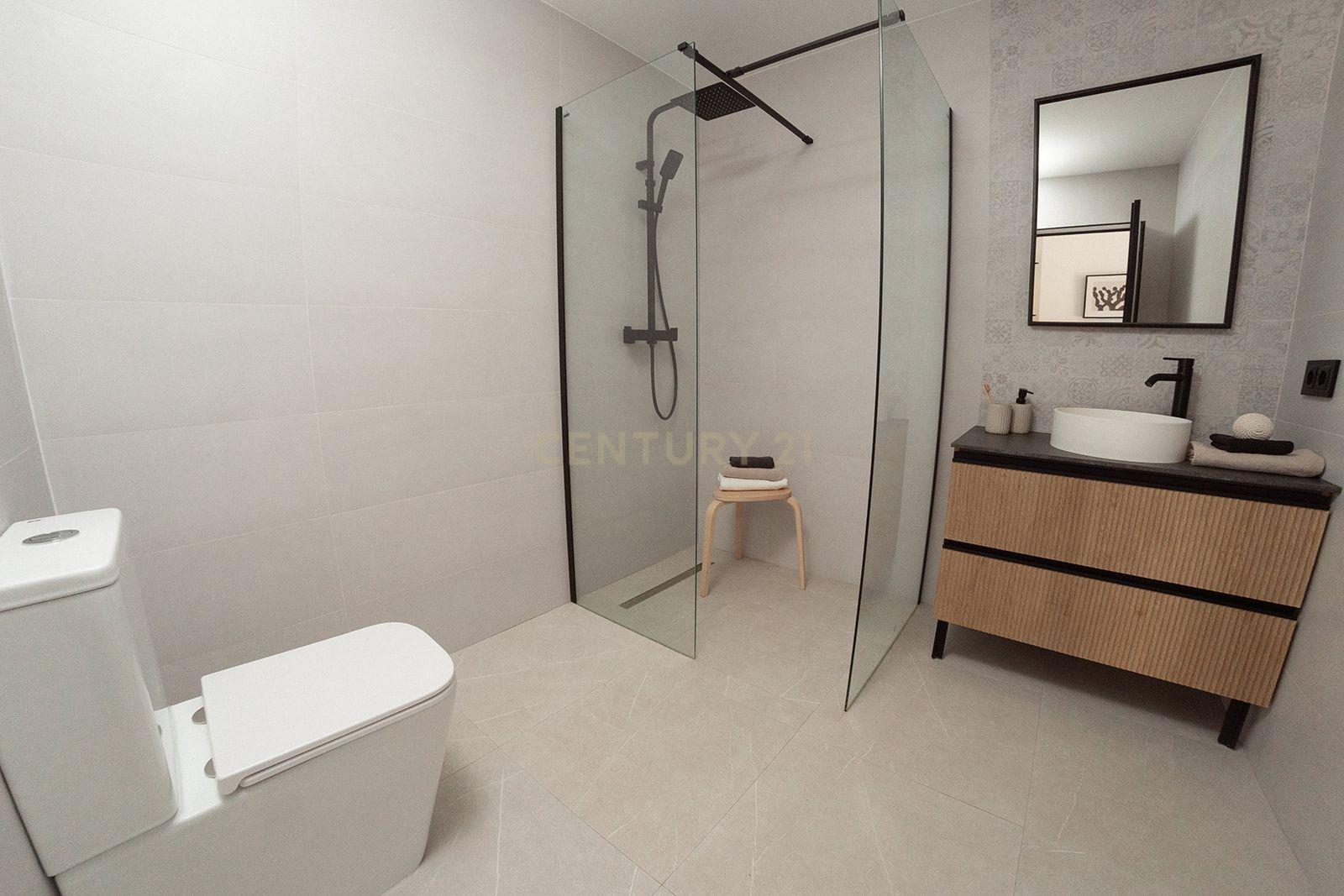 🏡 Casa nova em Cunit – Design, eficiência e conforto junto ao mar Estreie o seu lar ideal na rua Havana em Cunit! - Image 46