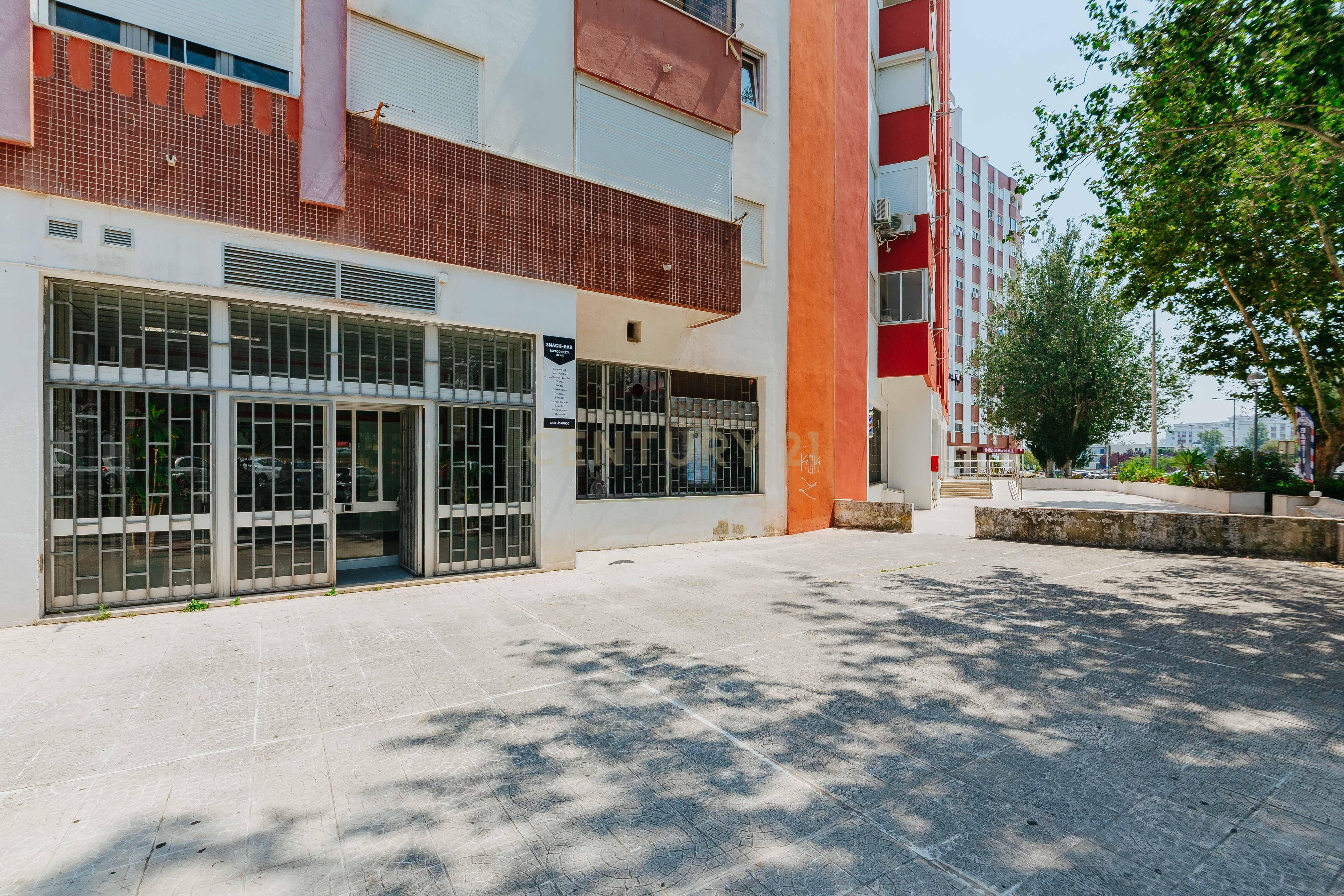 Fotografia 8 de LOJA PARA VENDA | INVESTIMENTO COM RENTABILIDADE | PÓVOA DE SANTA IRIA