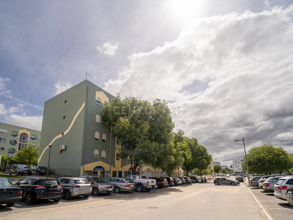 Apartamento T2 em Santarém - Oportunidade Única! - Image 2