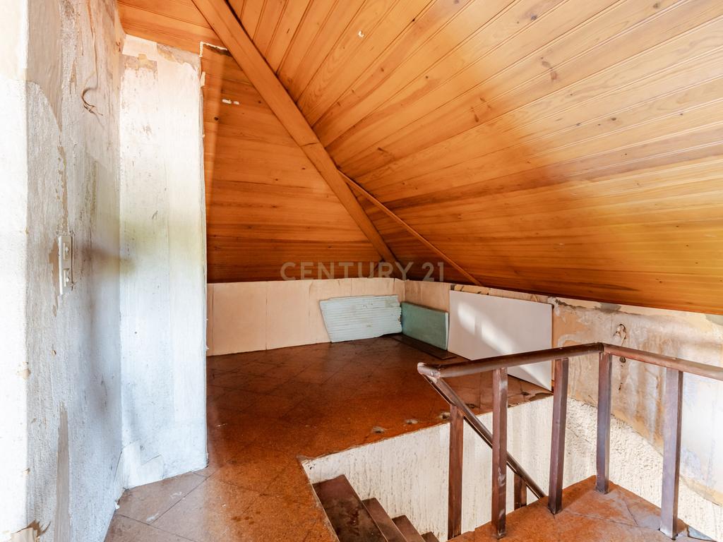 Moradia em lote de 535m² | Fernão Ferro - Image 12