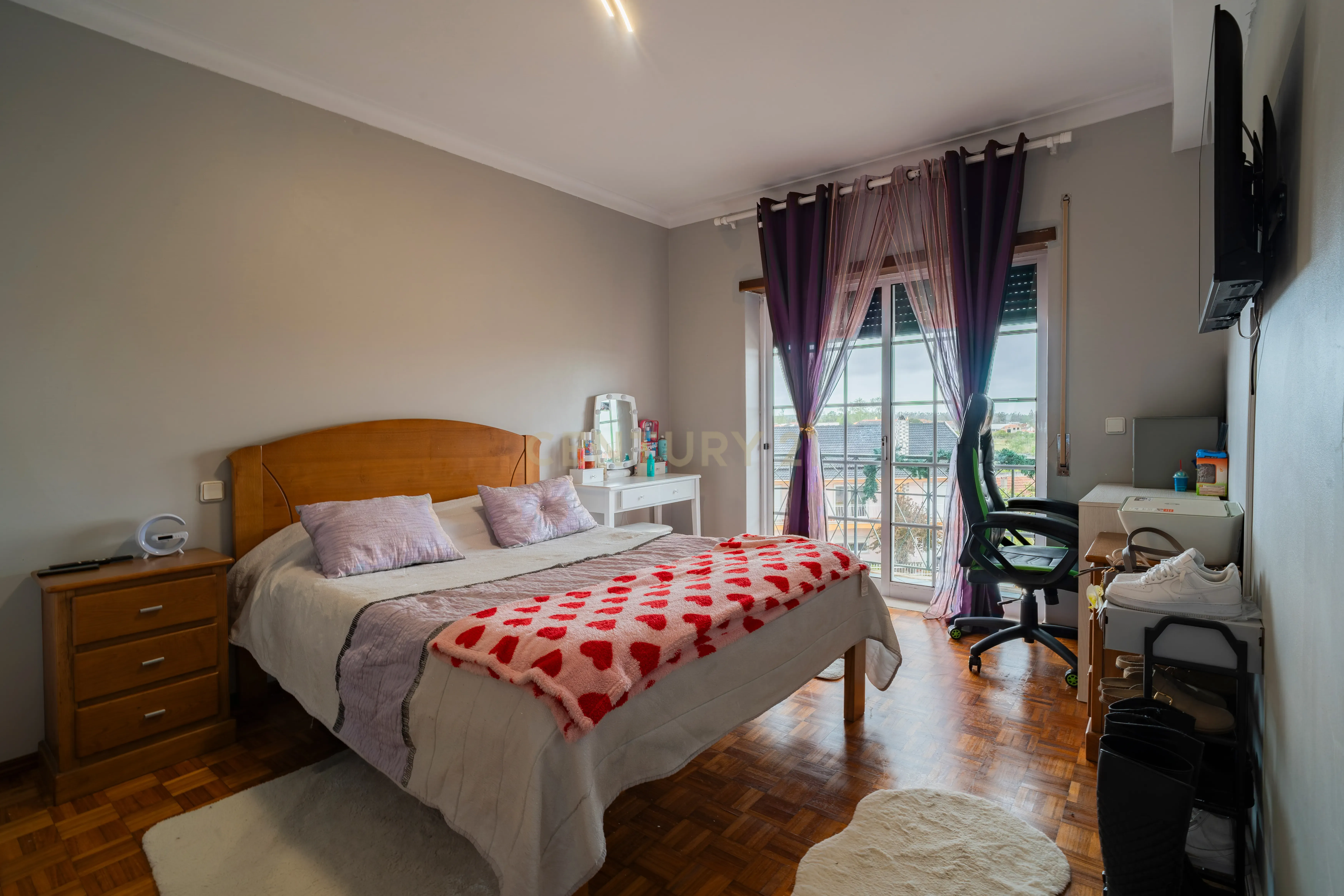 Fotografia 7 de Apartamento T3 com Garagem | 2 WCs | Excelente Estado | Marinha Grande