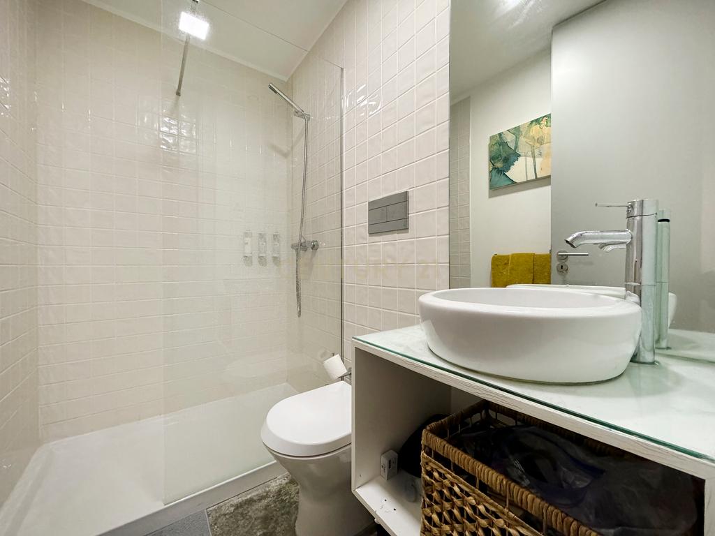 Apartamento T1 no Coração do Porto - Cedofeita para Arrendar - Image 16