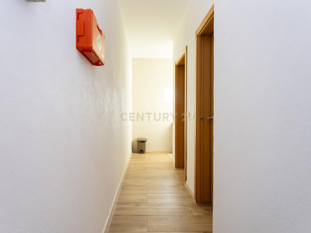 Moradia/Armazém em lote de 10280m2 em Alcochete - Image 43