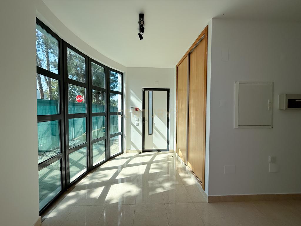 Moradia T5 para arrendamento no Palmela Village - Image 14