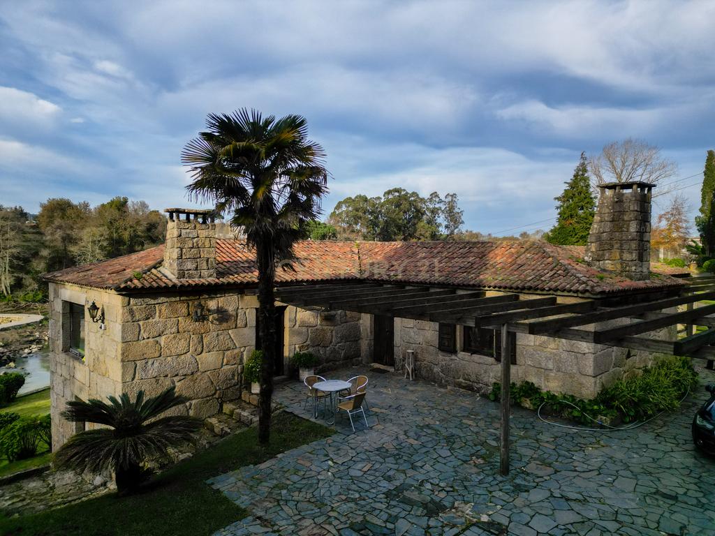 Casa das Azenhas – Charme e Exclusividade à Beira do Rio Cávado - Image 5