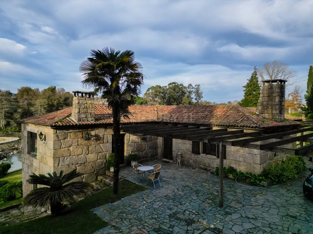 Casa das Azenhas – Charme e Exclusividade à Beira do Rio Cávado - Image 5