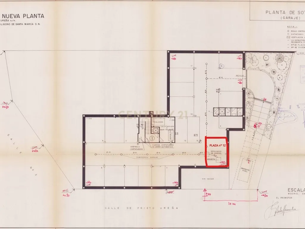 EXCLUSIVO APARTAMENTO EM URBANIZAÇÃO COM JARDIM E PISCINA - Image 53