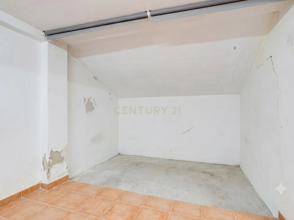 T2+2 Duplex c/ Sótão amplo (248m²) | S. Félix Marinha - Image 27
