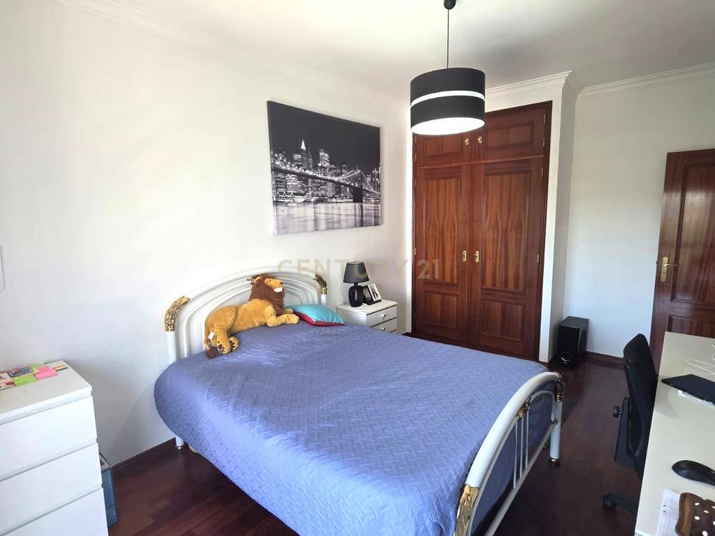 Apartamento T3 na Amora com ótimas áreas ( Novo periodo para visitas próxima 5 feira, de tarde,  dia 5 Junho 2025 - Image 9