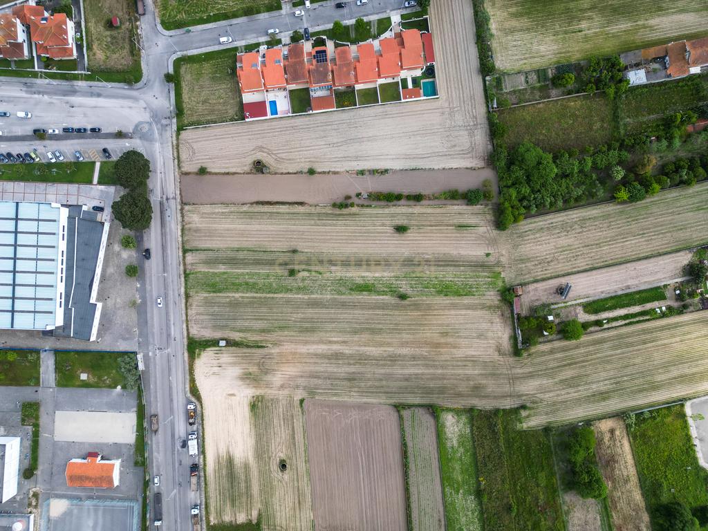 Terreno no centro do Paião, Figueira da foz - Image 6