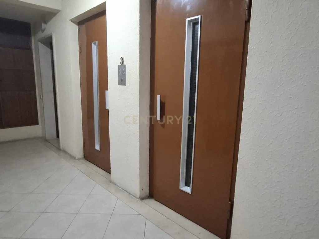 Apartamento T2 - Tapada das Mercês - Image 13