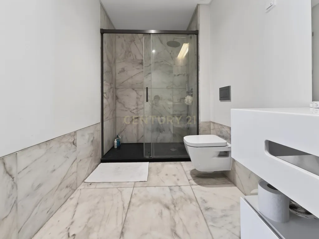 Apartamento T2 em Arroios, Lisboa - Image 15