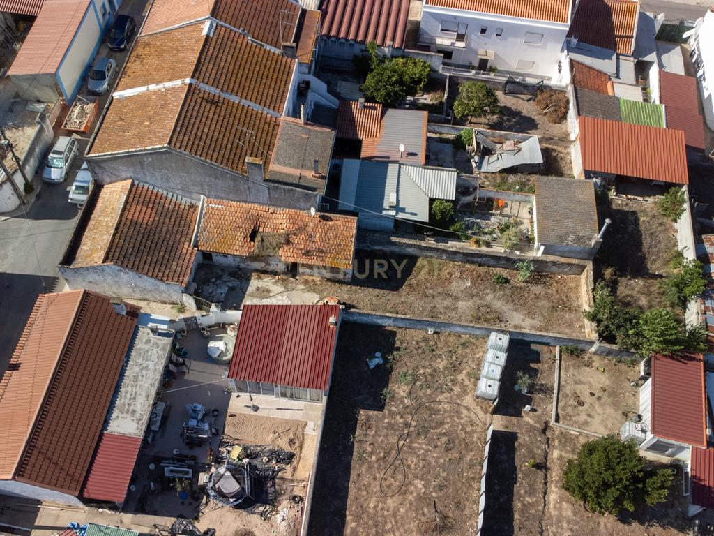 Casa para Recuperação em Cartaxo com Vista Panorâmica - Image 9