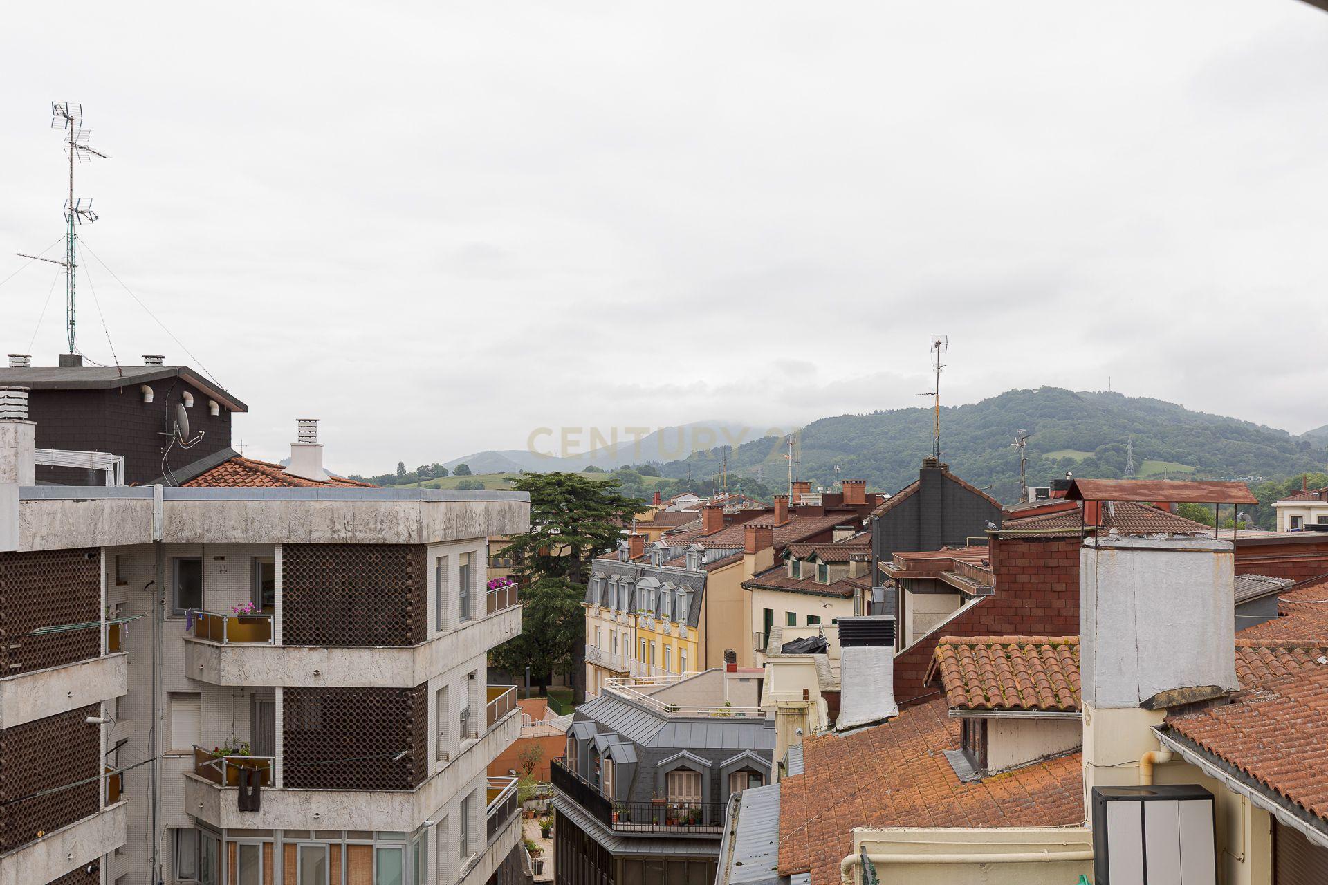 Apartamento Renovado com Vista Panorâmica em Gipuzkoa - Image 17