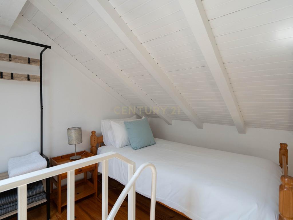 Moradia T7 tradicional em bom estado com varanda coberta, pátio, piscina, terraço coberta, vistas boas e jardim numa localização sossegada perto do centro de Arganil e o rio Alva - Image 88