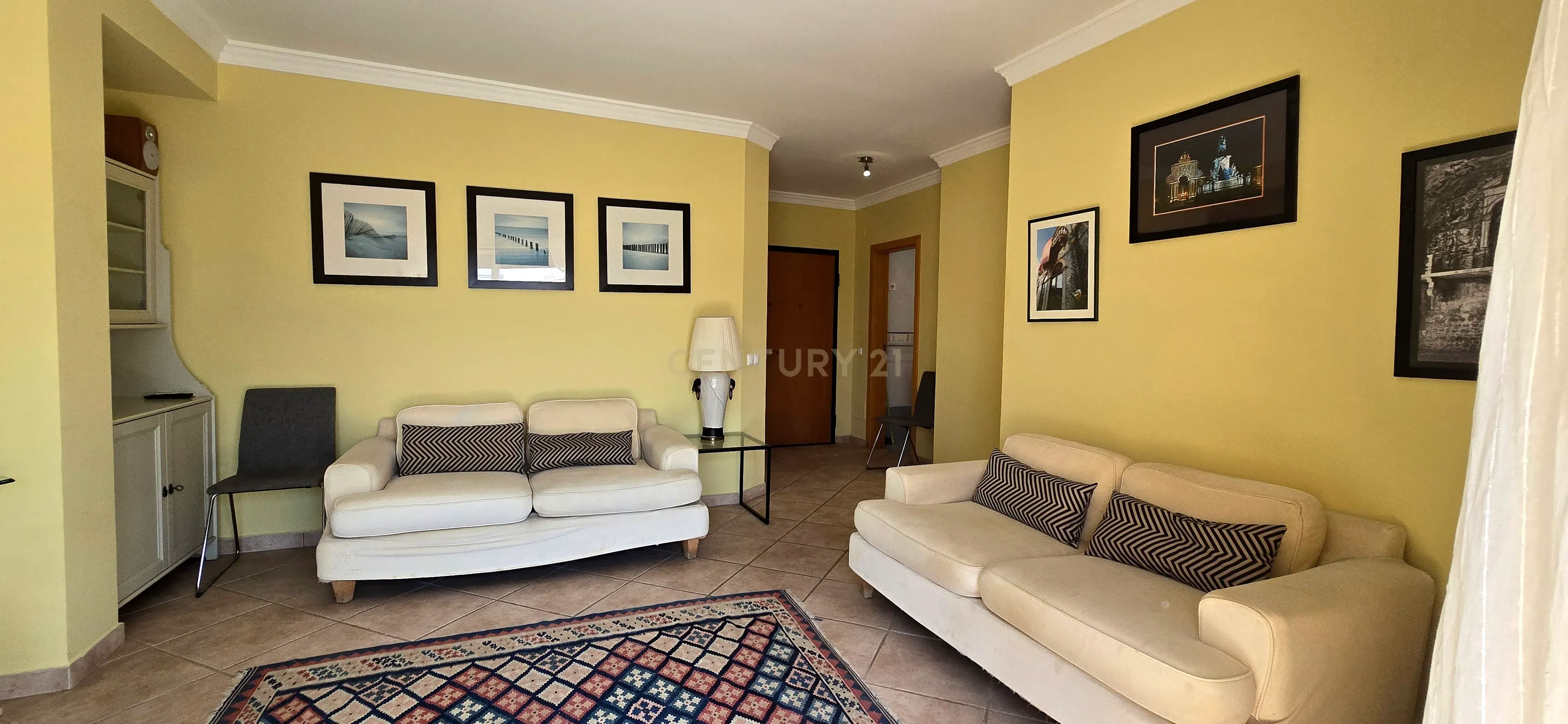 Fotografia 9 de Apartamento T1 com Piscina, Terraço e Garagem | Arrendamento Anual | Santa Luzia, Tavira