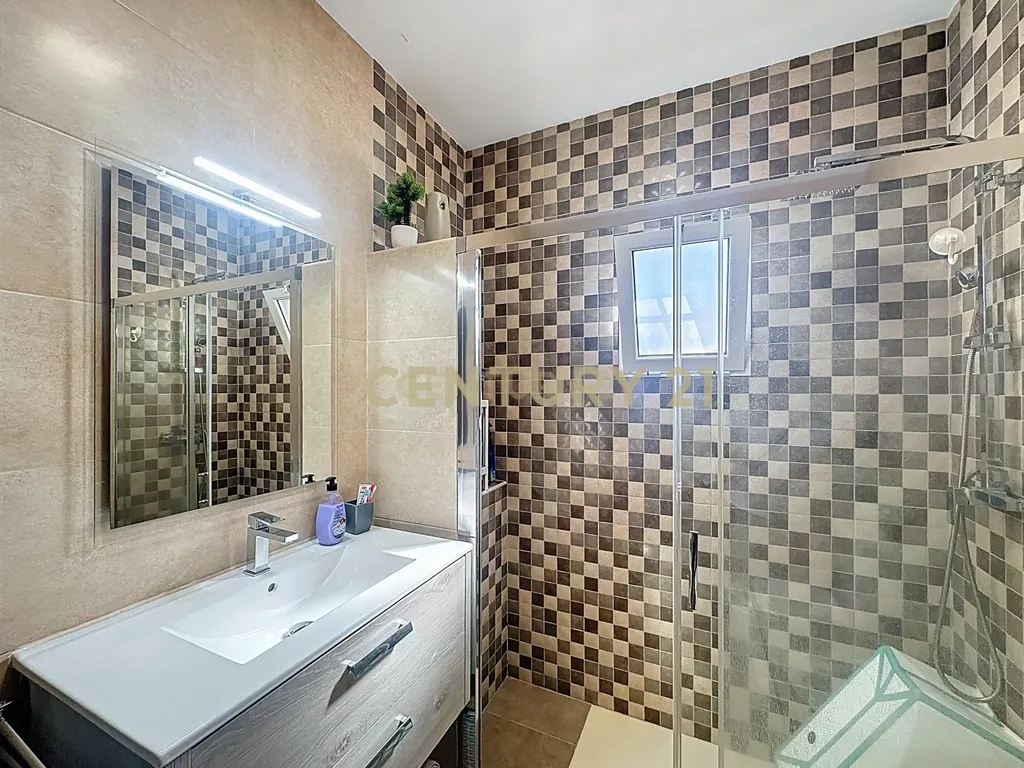 Moradia Isolada em Alhaurín de la Torre - Image 17