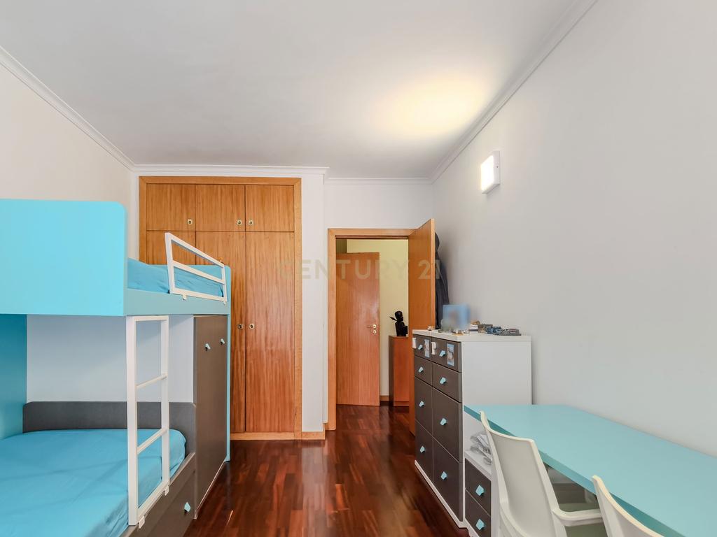 Apartamento T2 em Gondomar com Elevador e lugar de Garagem - 90m² - Image 15