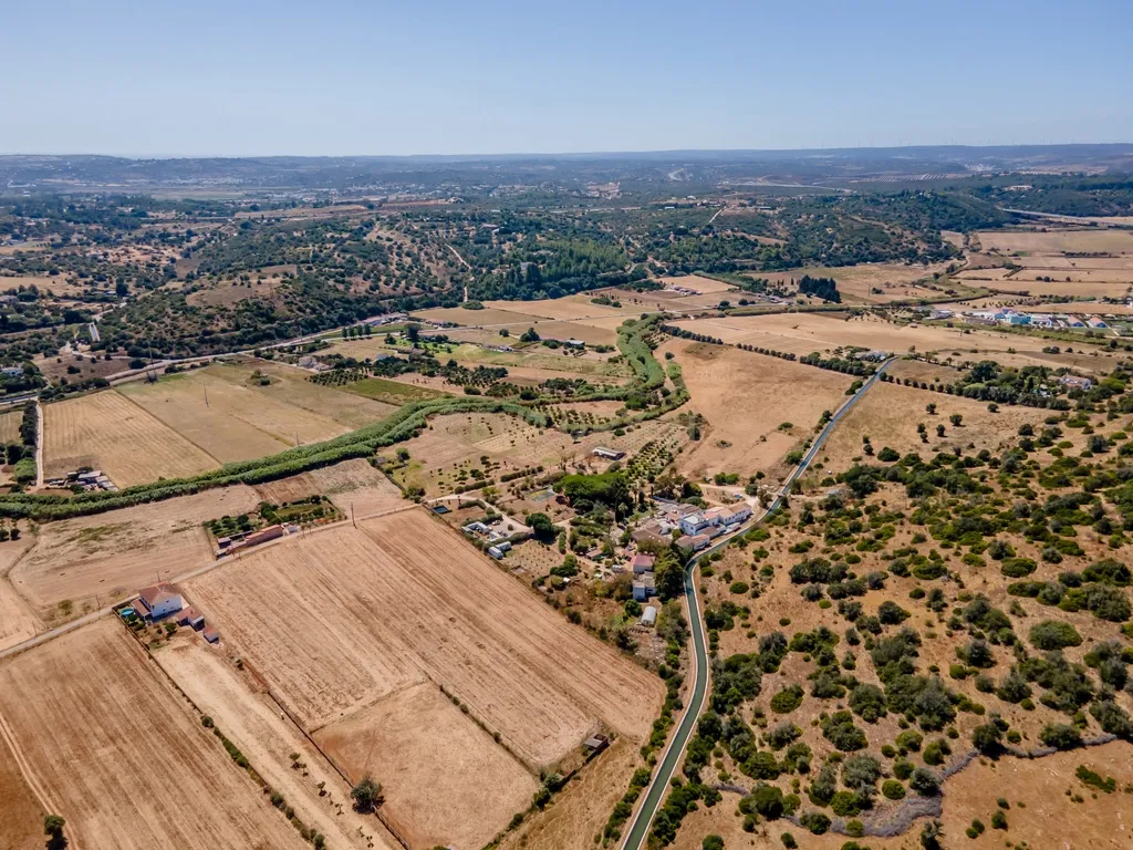 Quinta com 38960 m2 em Odiáxere - Image 30