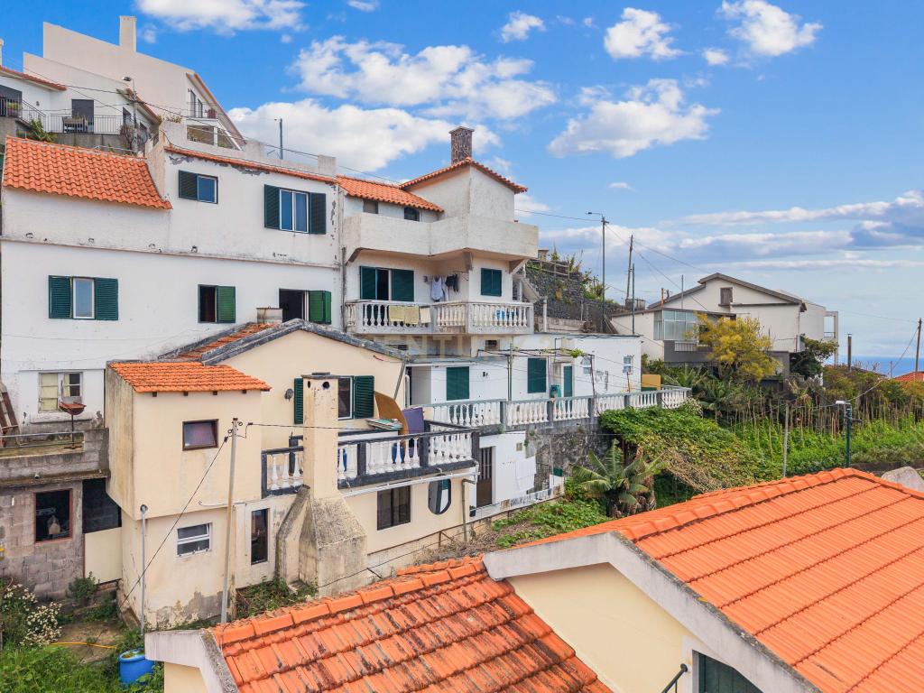 Moradia no Livramento, Funchal - Excelente Oportunidade de Investimento - Image 2