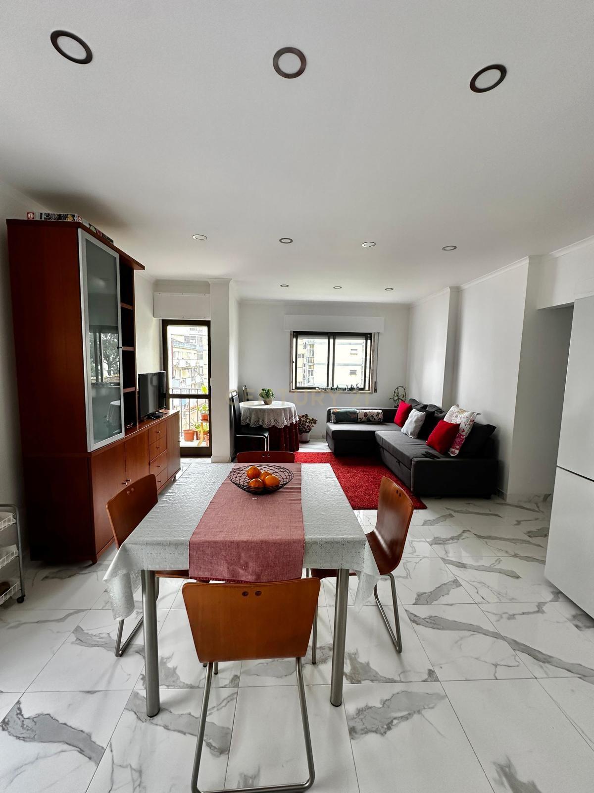 Apartamento T2 em Agualva-Cacém Oportunidade Única por 225.000€ - Image 3