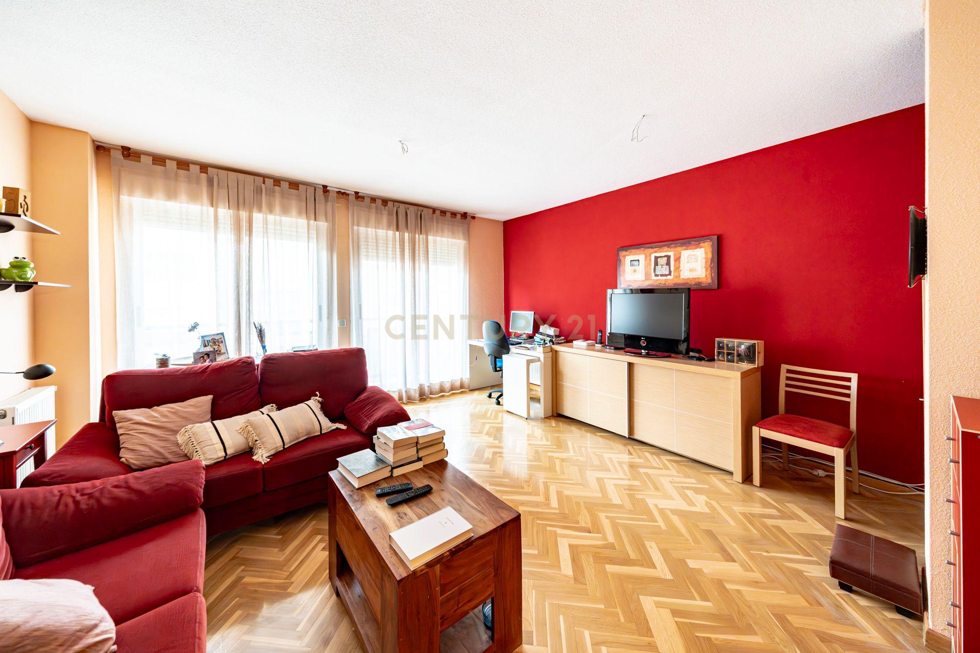 Apartamento de Luxo com Terraço em Comunidade Fechada - Madrid - Image 6