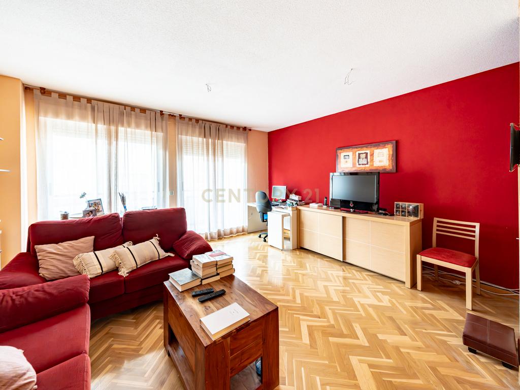 Apartamento de Luxo com Terraço em Comunidade Fechada - Madrid - Image 6