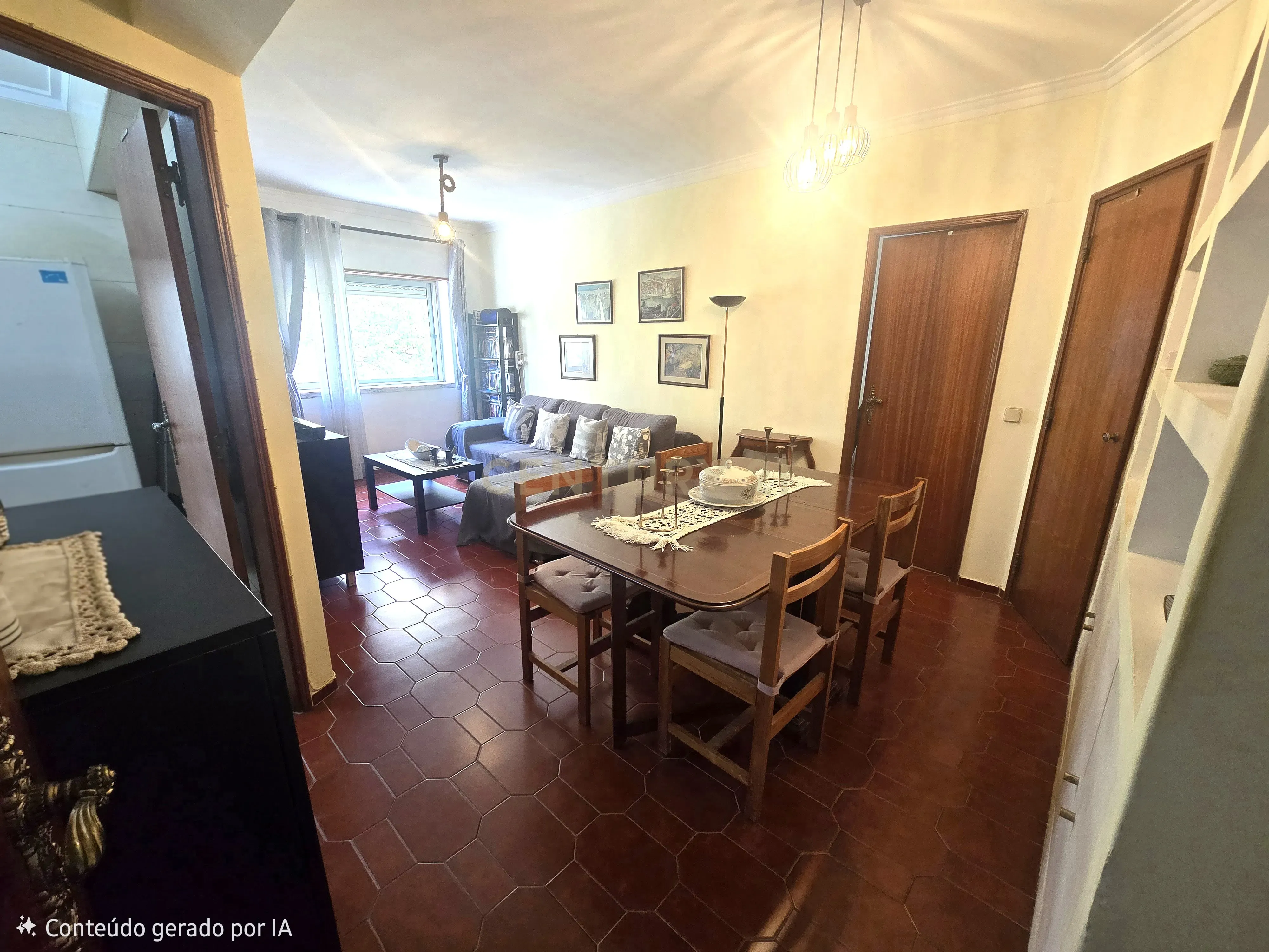 Fotografia 7 de Apartamento T1 na Ramalha em Almada com Varandas e Elevador