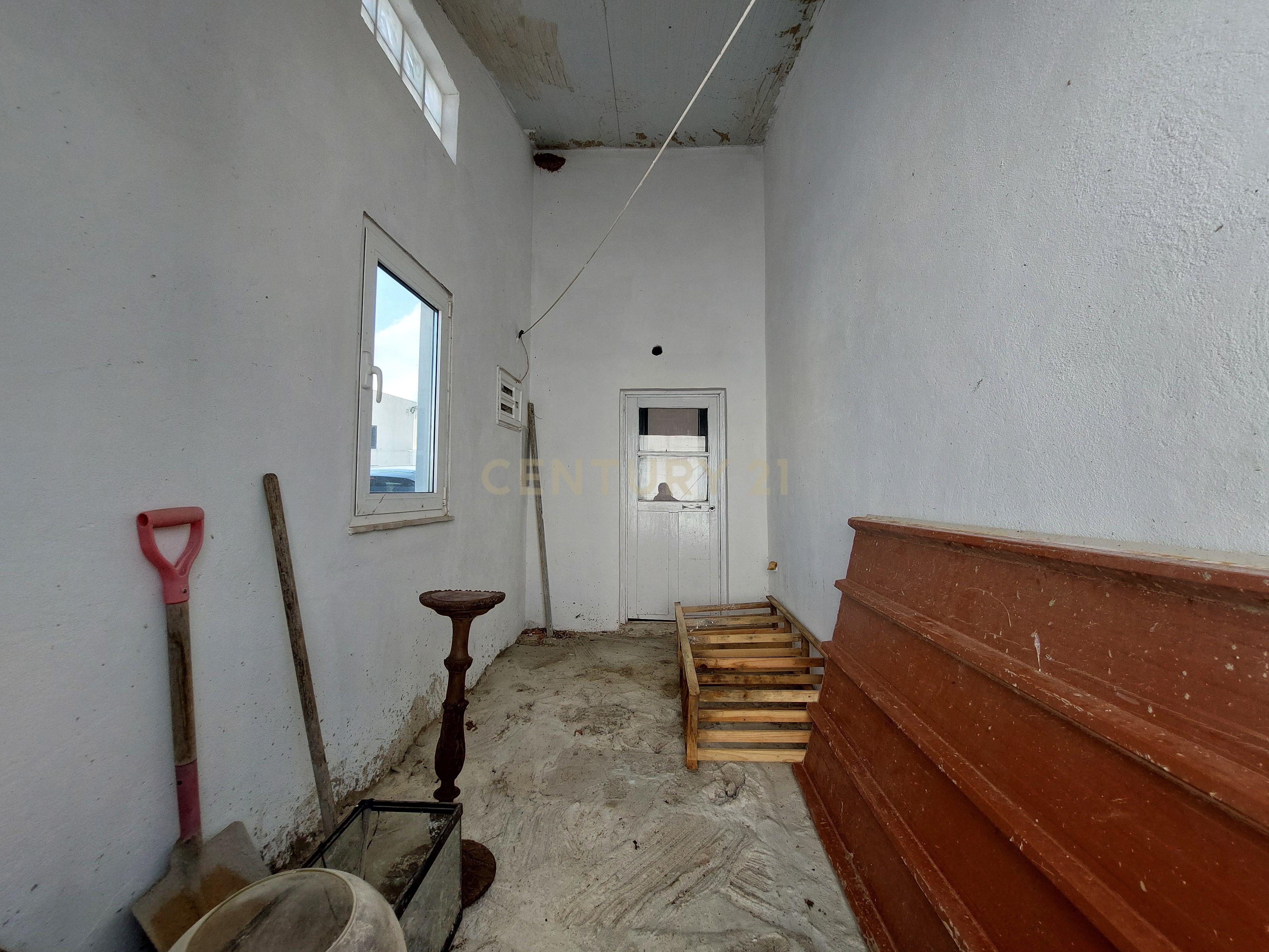 📍 LOULÉ | Moradia Térrea típica Algarvia para Recuperar - Image 26