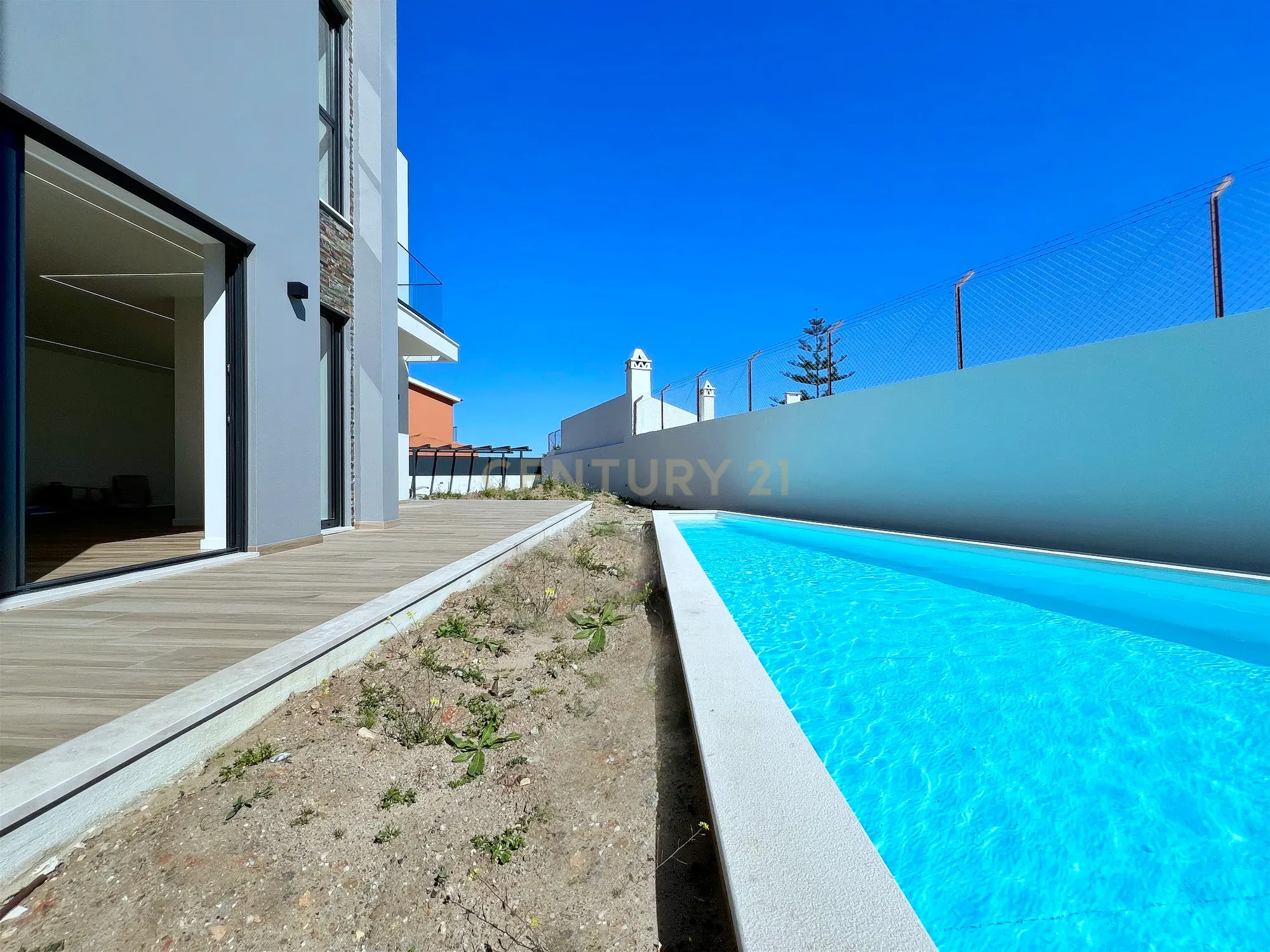Fotografia 8 de Moradia T4 com Piscina na Parede (Cascais, Lisboa)