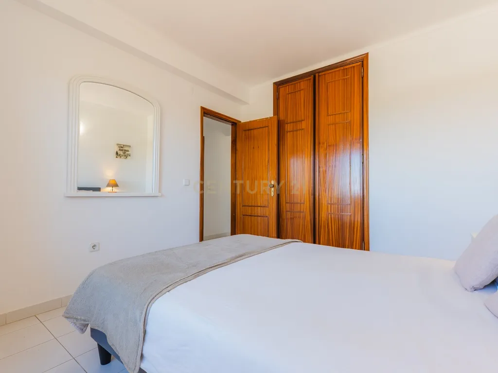 T2 com lugar de garagem, Vista Mar e Vista Rio na Praia da Rocha - Image 27