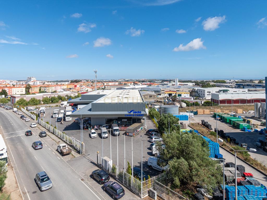 Apartamento T2 Vale de Flores - Image 15