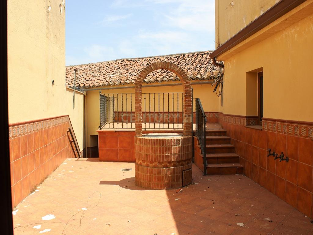  - Image 2