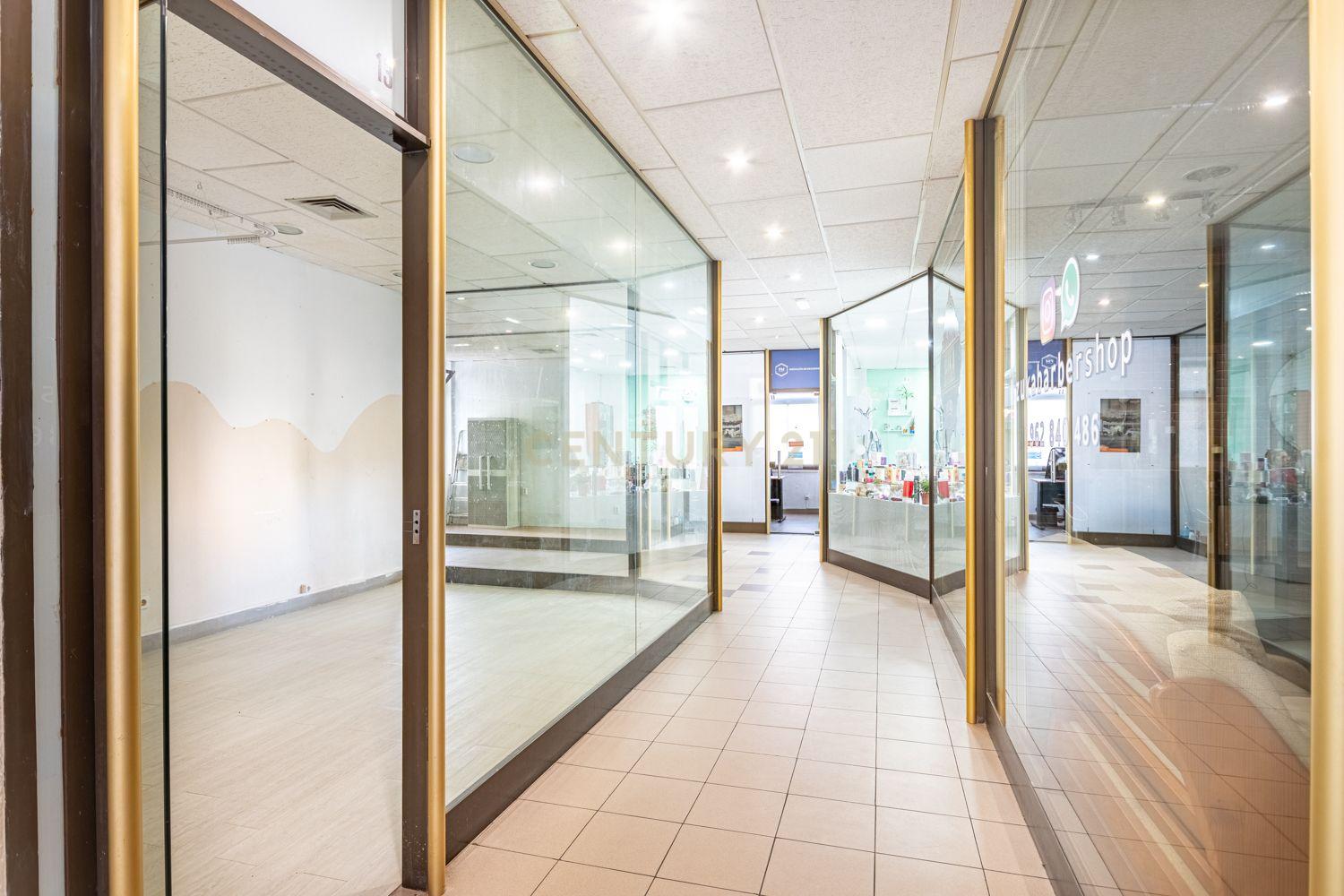 Fotografia 5 de Espaço Comercial em Mem Martins, Sintra