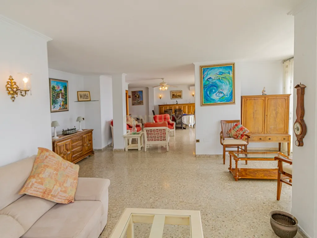 Ático para longa duração em primeira linha de praia em Calpe com vistas espetaculares para o mar - Image 12