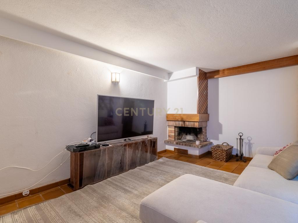 Moradia T4 com Jardim Privativo em Vila Nova de Gaia – Viva com Luz, Espaço e Centralidade - Image 42