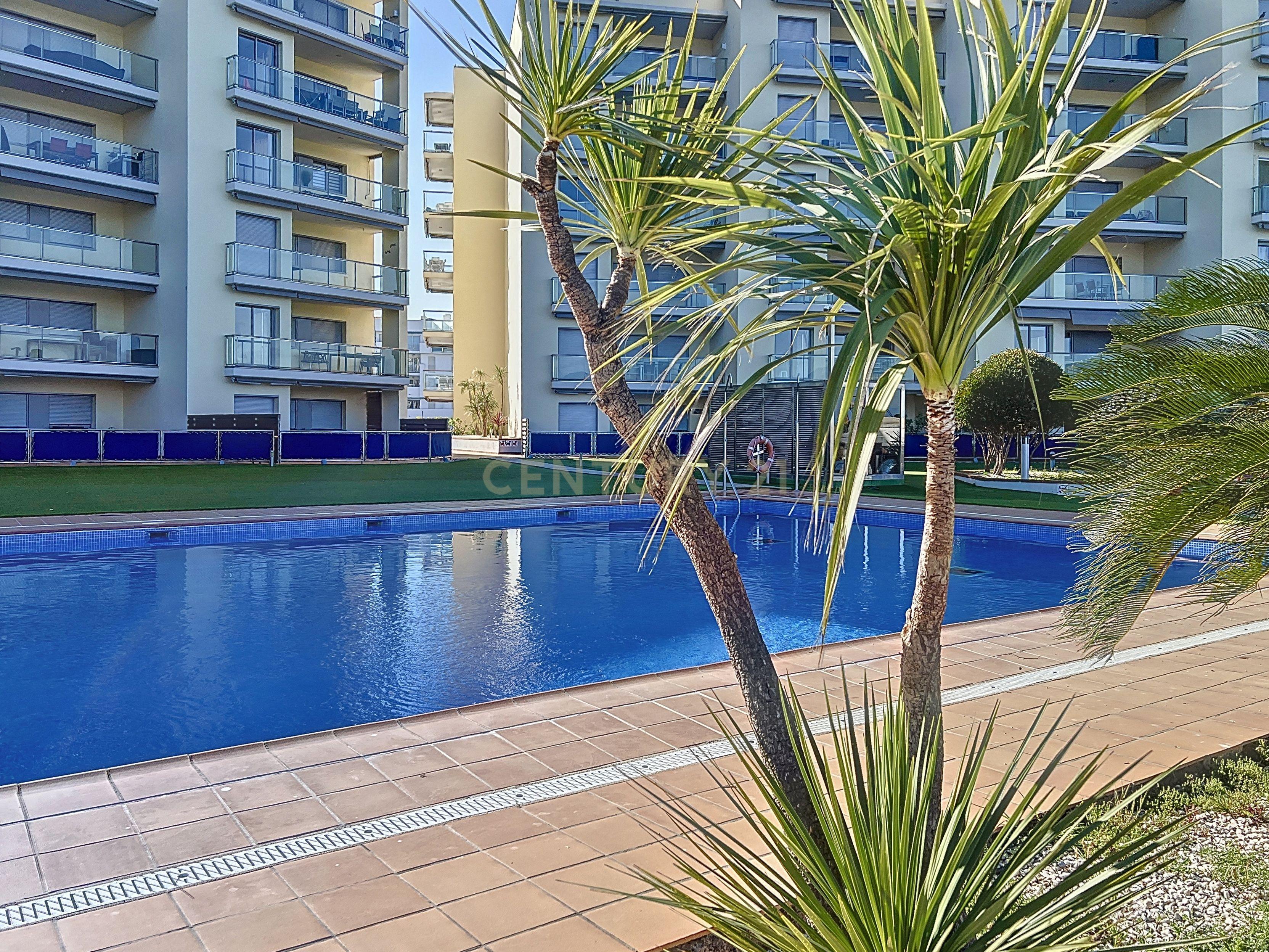 PARA VENDA - EM ROSAS NA COSTA BRAVA - EXCELENTE APARTAMENTO T1 COM VISTA PARA O MAR E PARA O CANAL - Image 12