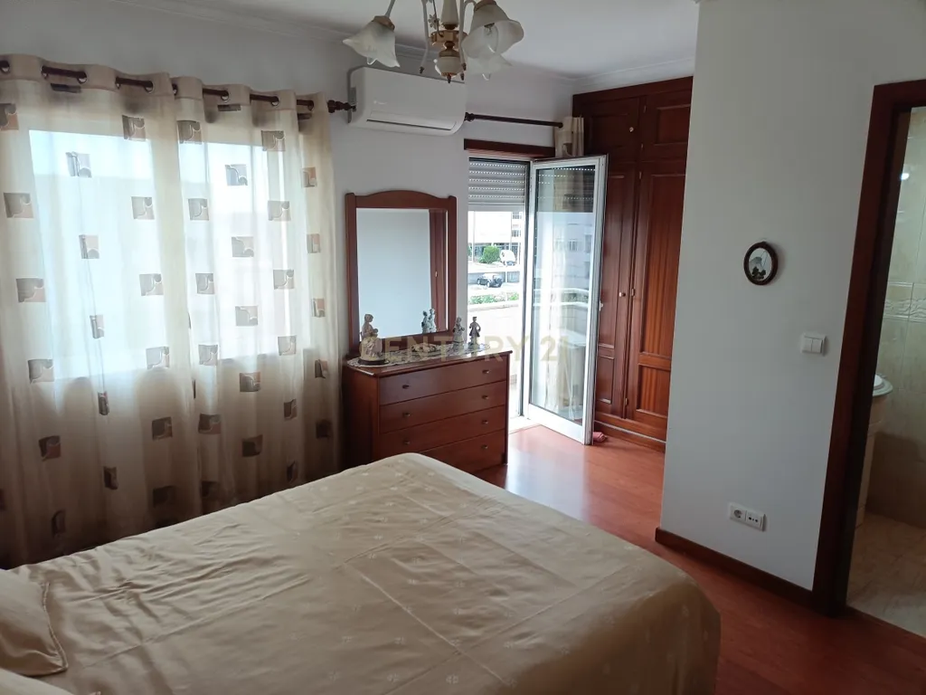 Apartamento T3 com box| Oliveira do Hospital, Coimbra - Image 13