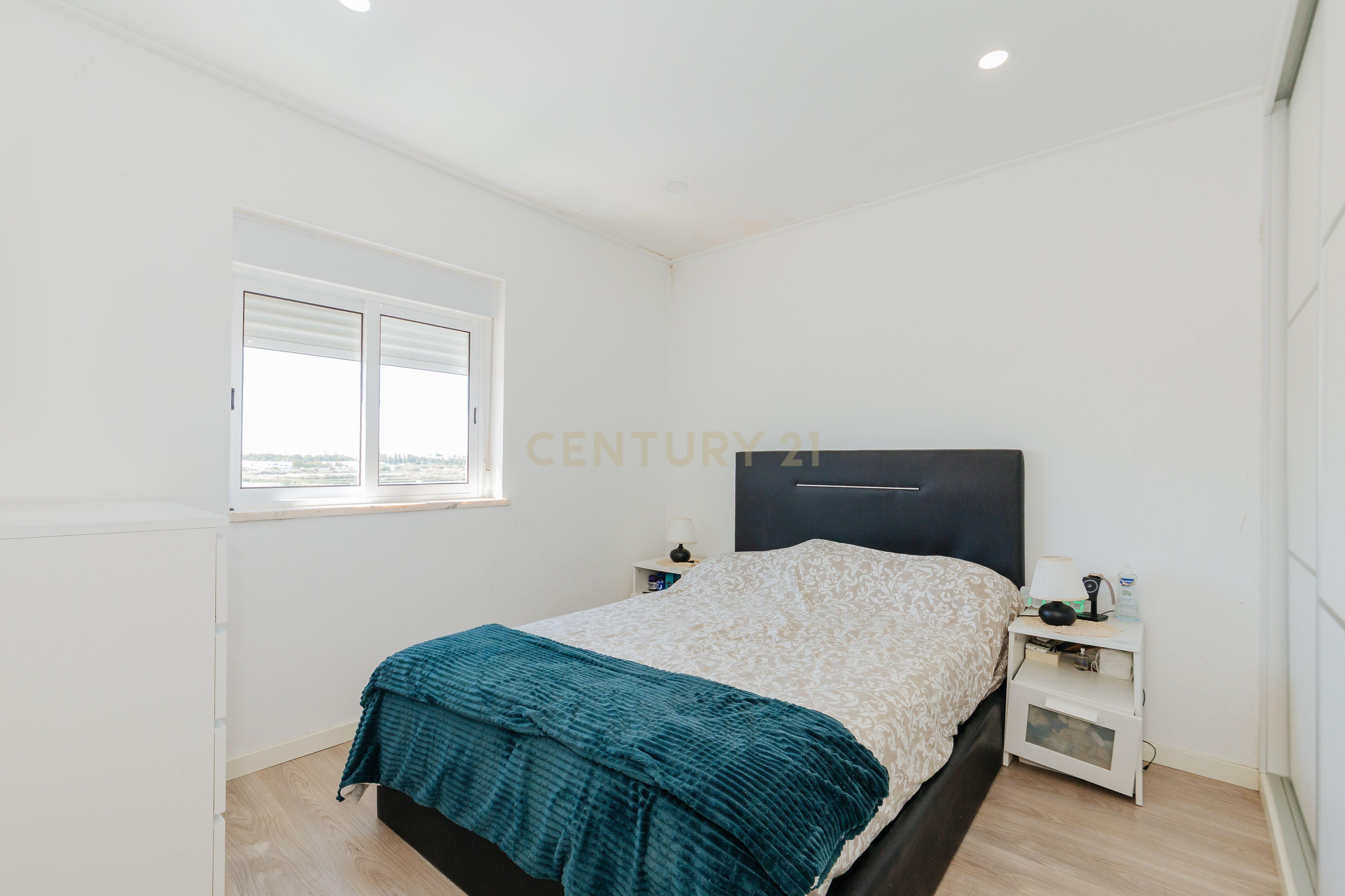 Fotografia 7 de Apartamento T2+1 Renovado em Alhos Vedros
