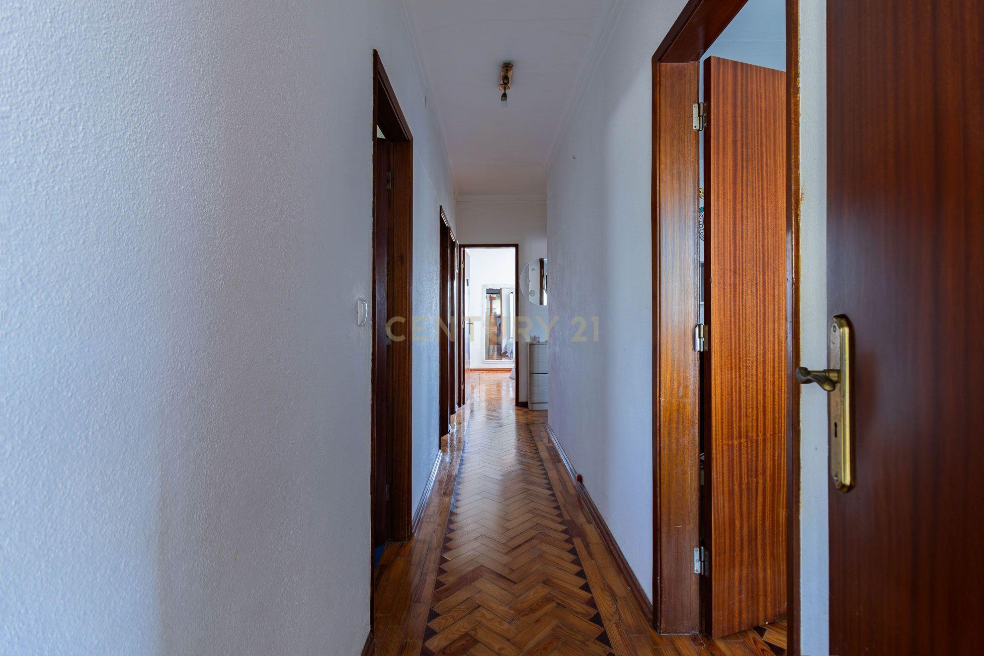 Fotografia 5 de Apartamento T3 com Terraço e Vista Serra em Mira de Aire
