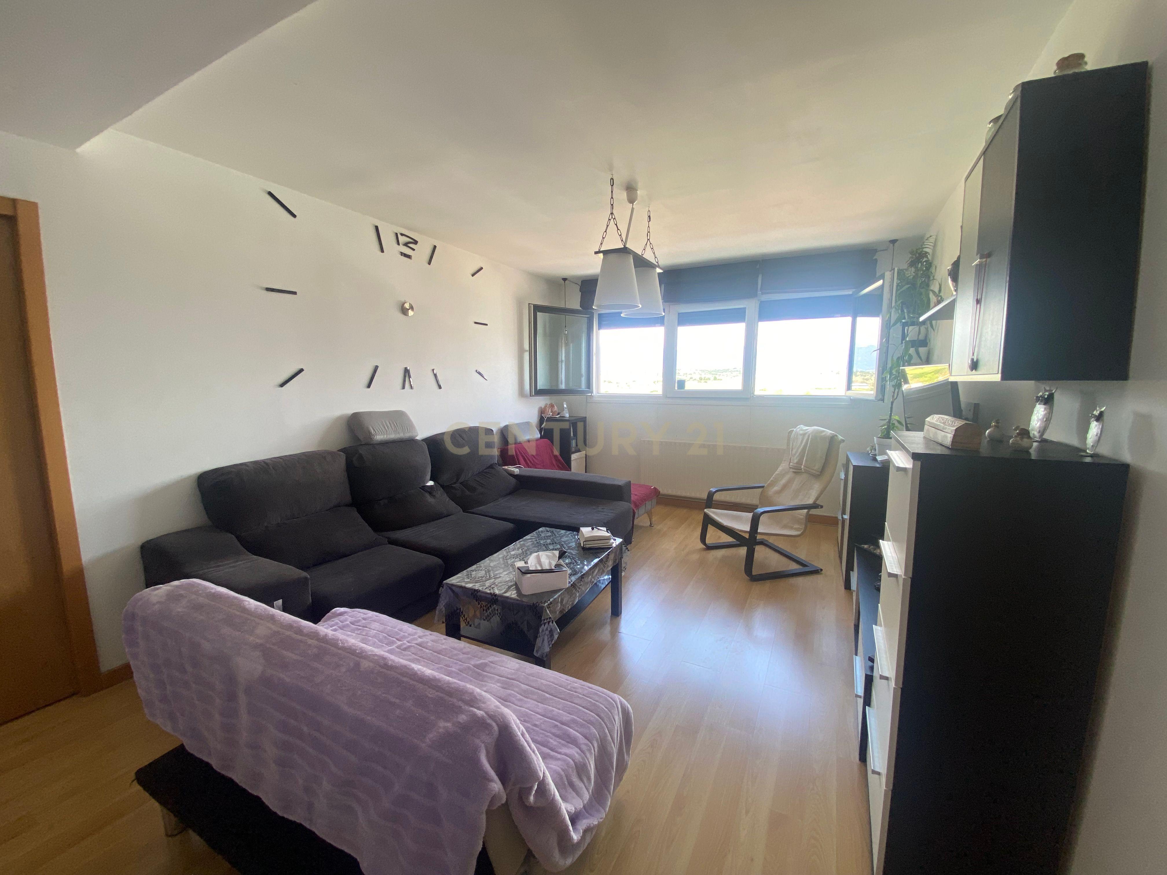 Luxuoso Apartamento com Vista Panorâmica em Madrid - Image 5