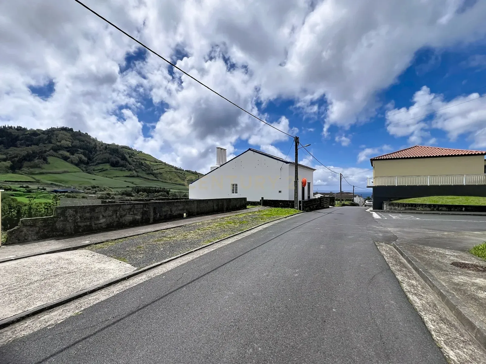 Fotografia 8 de Lote para Construção com vista para a montanha.
