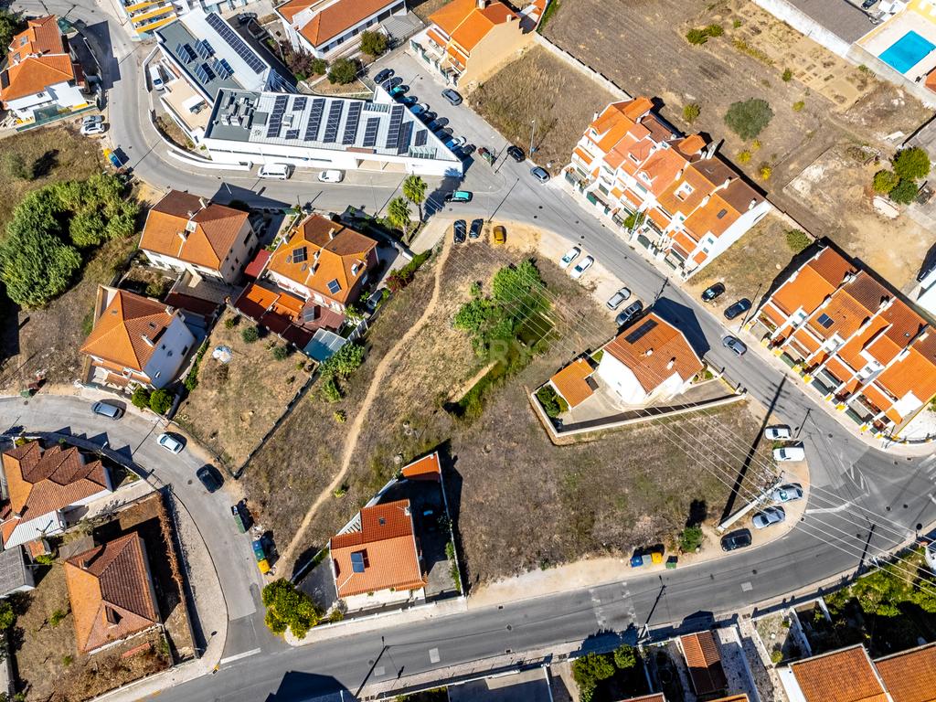 LOTE 45 | AZAMBUJA — UMA OPORTUNIDADE A NÃO PERDER - Image 1
