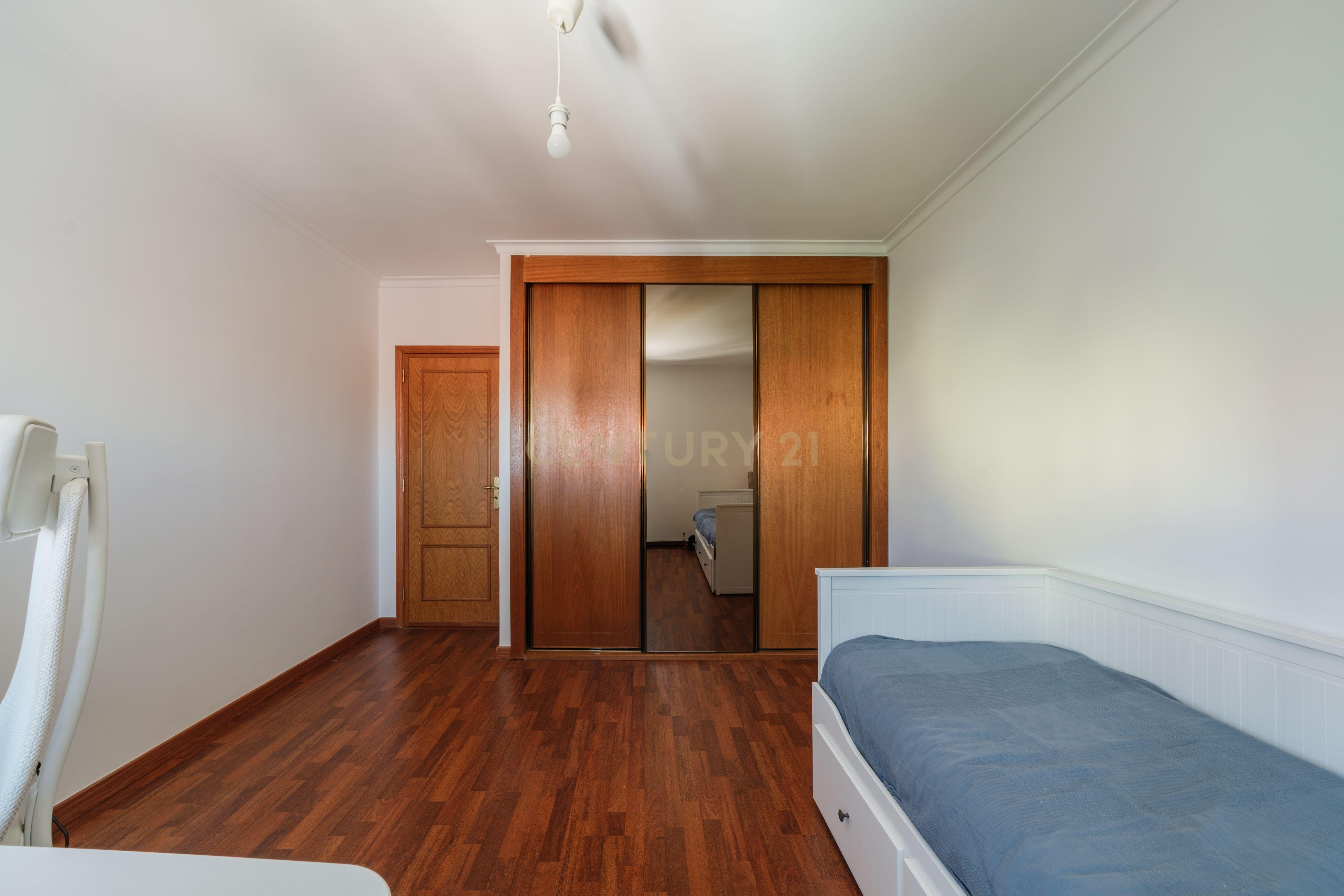 Apartamento T3 à venda em Casal de Cambra, Sintra — foto 25