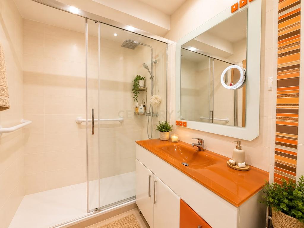 Apartamento T3 Remodelado | Seixal ( com 2 varandas ) - Image 14