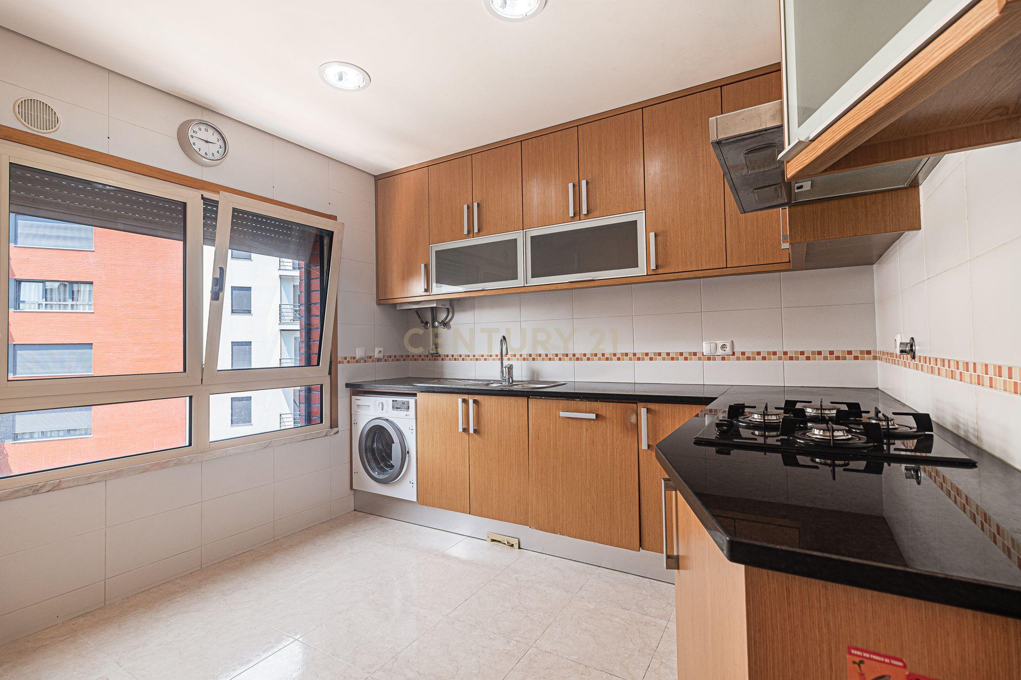 Fotografia 5 de Excelente Apartamento T2 nas Colinas do Cruzeiro- Odivelas