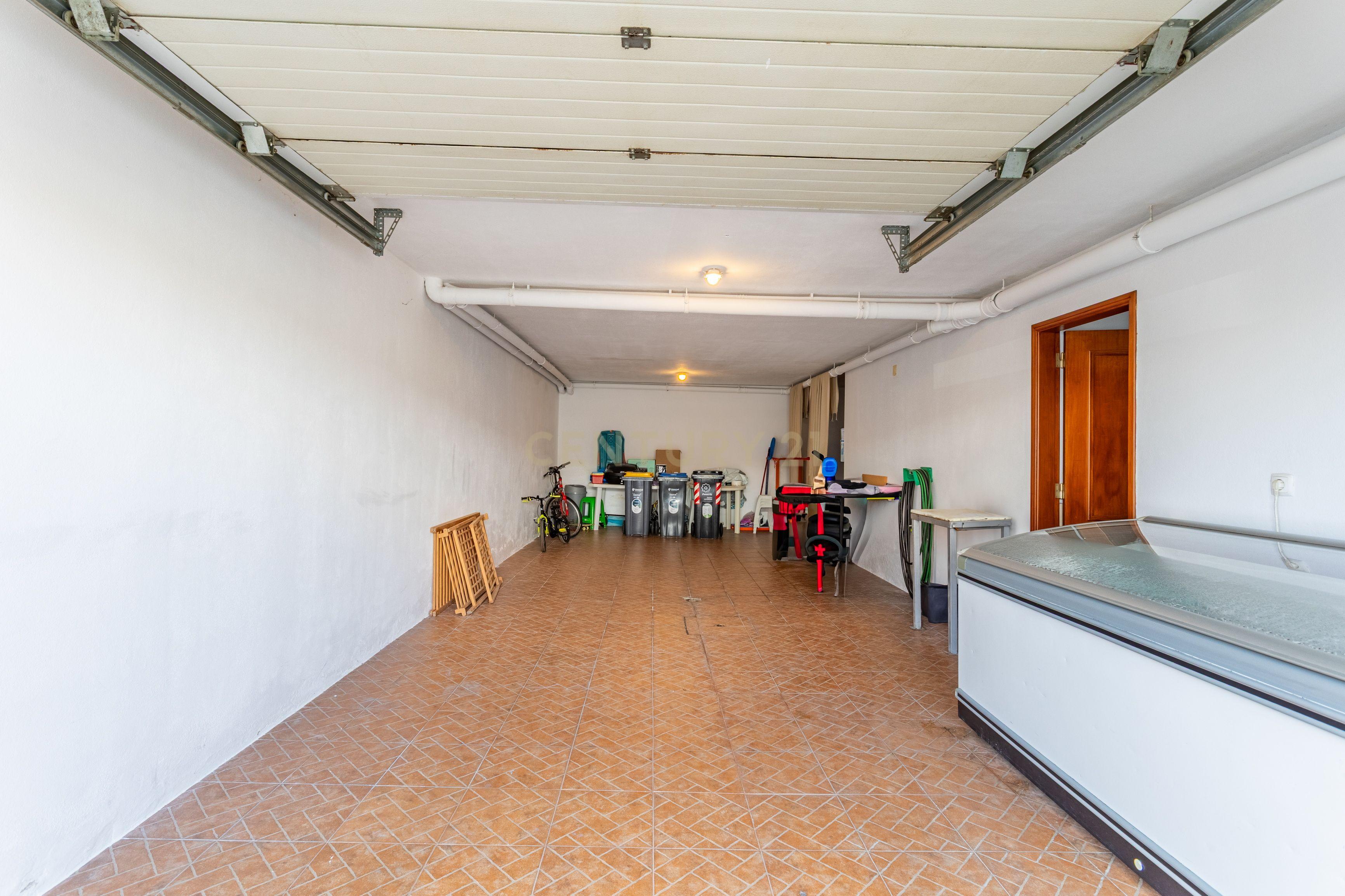 Moradia T3 em Palmela com Vista Panorâmica - Image 42