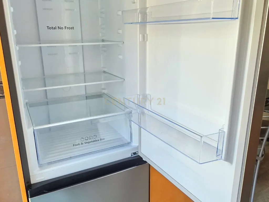 Excelente apartamento T2 com parqueamento - Image 7